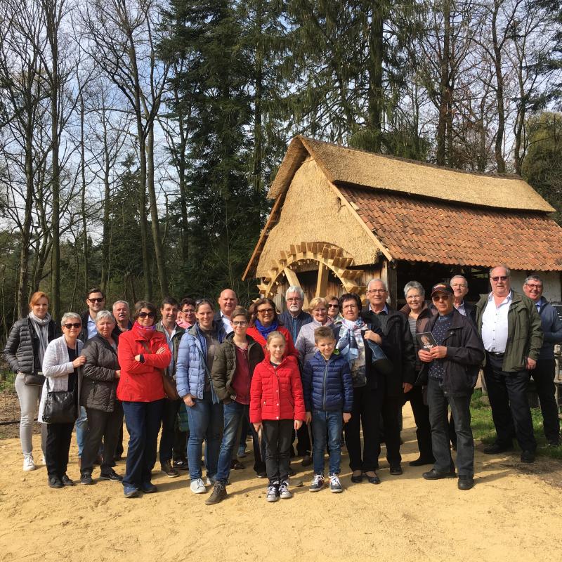 Foto van een familiebijeenkomst in Bokrijk.
